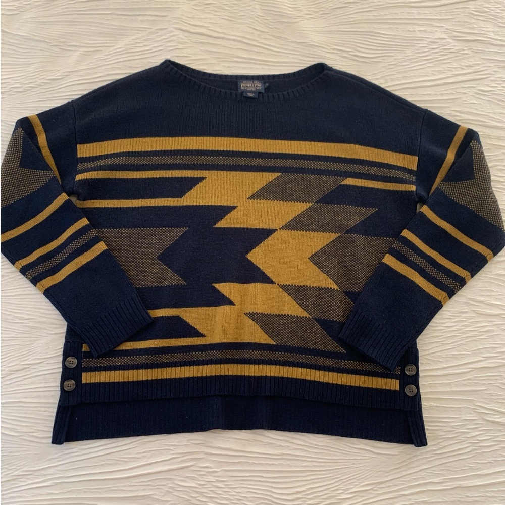 NWOT Pendleton Aztec/Southwestern Pattern 100% Merino Wool Sweater, size L